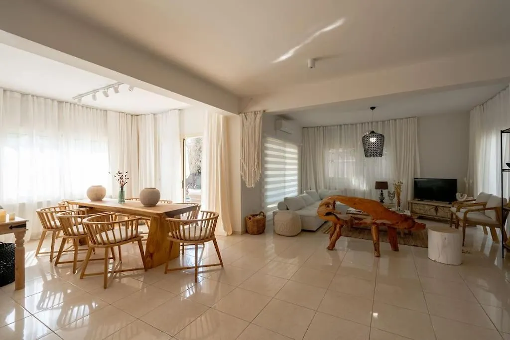 Stylish & Picturesque Oasis Anthorina 2 Villa Protaras Cyprus