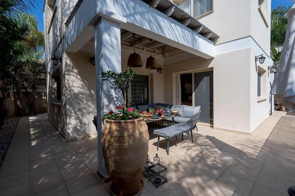 Stylish & Picturesque Oasis Anthorina 2 Villa Protaras Cyprus